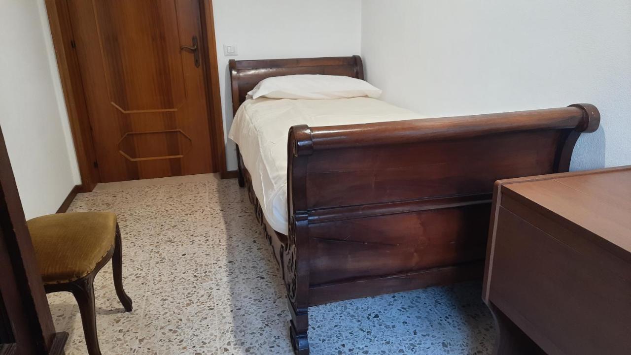 Апартаменты Casa Giuly Парма Экстерьер фото
